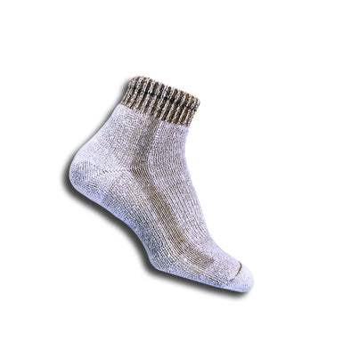 Thorlos Mens LTHMX  1/4 Crew Hiking Socks